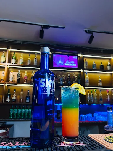 Molecular & Craft Mixology